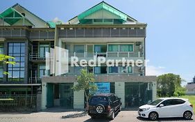 Pondok Hijau Residence RedPartner At Citraland Surabaya